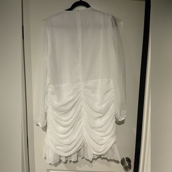 SHOWPO DRESS - Picture 2 of 5